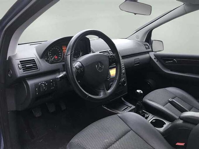 Mercedes-Benz A 180 A 180 CDI Elegance - Marchands / Export