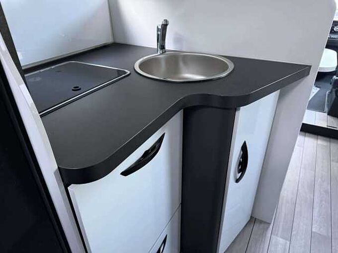 McLouis  Avantgarde 360*Gar. Constructeur*57.850€ HTVA*