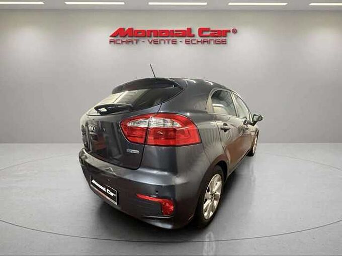 Kia Rio Rio 1.2i World Edition ISG*1er prop*Garantie 1 an*