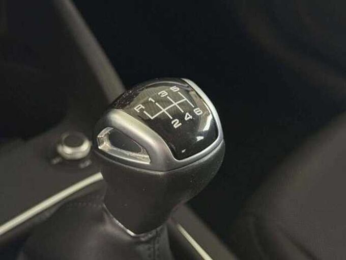 Audi Q2 Q2 30 TFSI Sport Edition Garantie 1 An