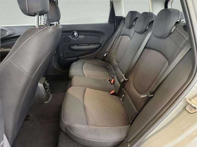 MINI Cooper Clubman Mini Clubman 1.5A Cooper *17.355€ HTVA*CarPlay*