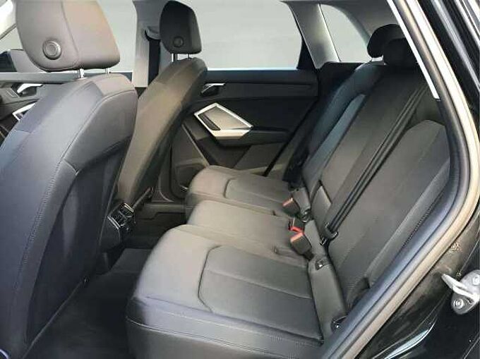 Audi Q3 Q3 35 TDi Business Edition Advanced S tronic