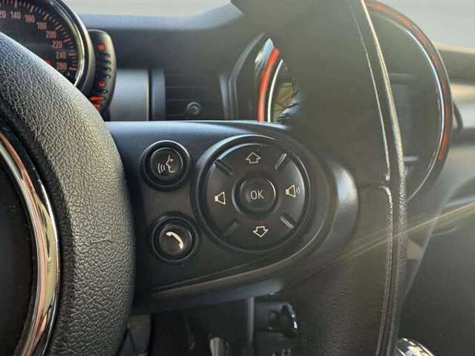 MINI Cooper Cooper D