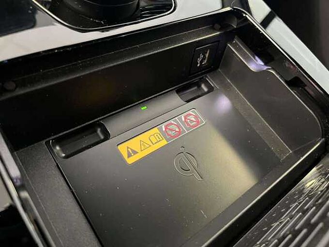 Toyota bZ4X BZ4X 71.4 kWh 2WD Executive Full option 10.816 Kms