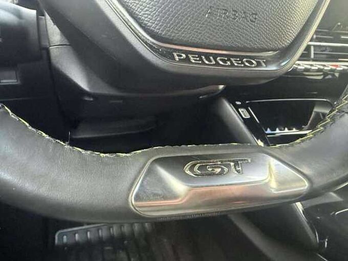 Peugeot e-208 GT Line