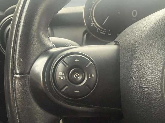 MINI One Mini 1.5 One *Navi*Garantie*Prêt à immatriculer*