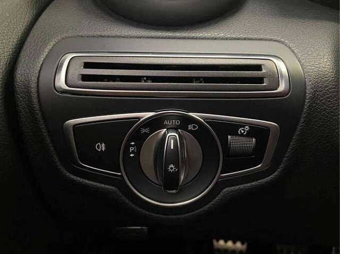 Mercedes-Benz C 180 C 180 * AMG * Apple Carplay * Caméra *