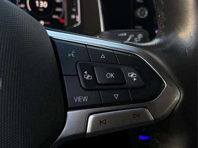 Volkswagen Taigo Taigo 1.0 TSI R-Line * Apple CarPlay * Caméra *