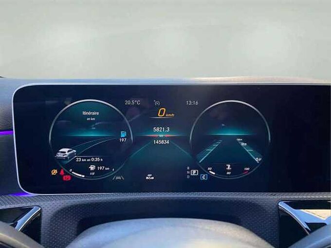 Mercedes-Benz A 180 A 180 d * AMG * Eclairage d'ambiance * CarPlay *