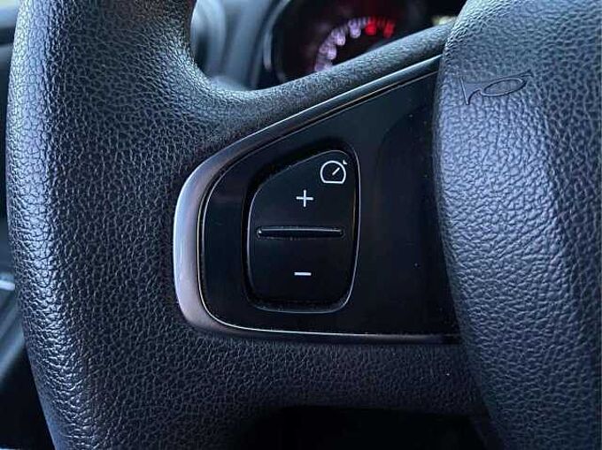 Renault Clio Clio 0.9 TCe * Attache Remorque * Cruise Control *