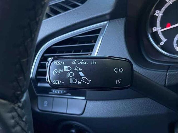 SKODA Fabia Fabia 1.0i * Apple CarPlay * Caméra *