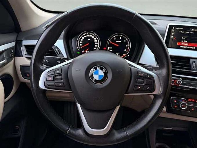 BMW X1 X1 1.5 dA sDrive16 * Apple CarPlay * Caméra *