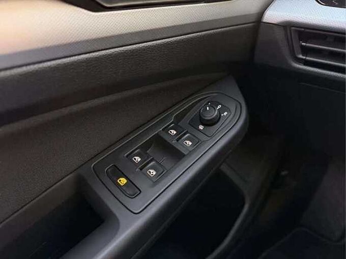 Volkswagen Golf Golf 1.0 TSI * Apple CarPlay * Virtual Cockpit *