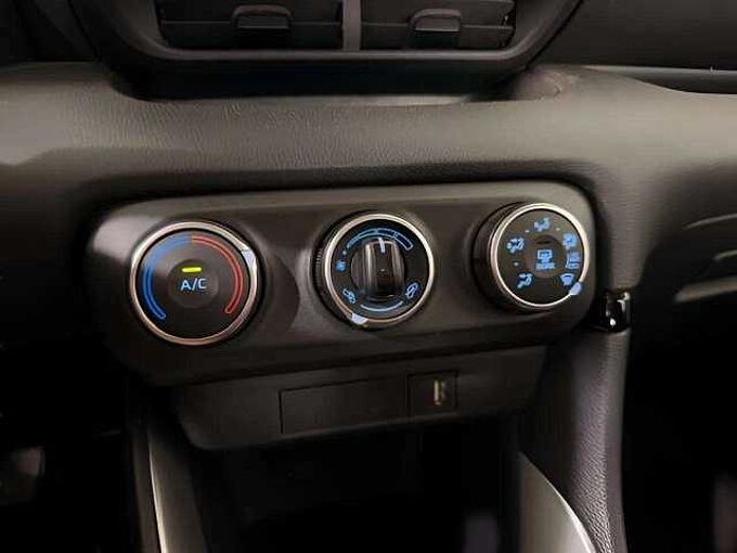 Toyota Yaris Yaris 1.5i Dual VVT-iE * Caméra * Bluetooth *