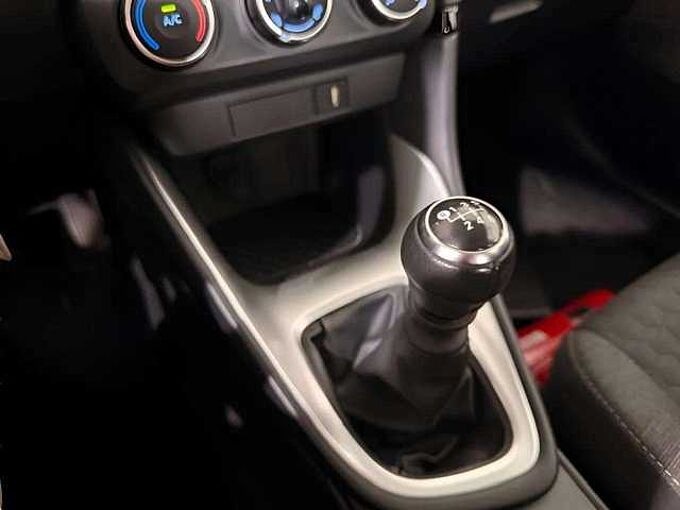 Toyota Yaris Yaris 1.5i Dual VVT-iE * Caméra * Bluetooth *