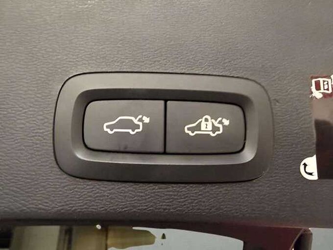 Volvo XC40 XC40 1.5 T3 * Momentum * Apple CarPlay *