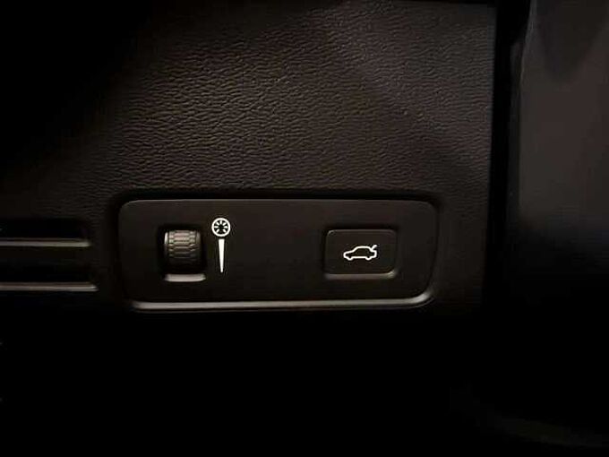 Volvo XC40 XC40 1.5 T3 * Momentum * Apple CarPlay *