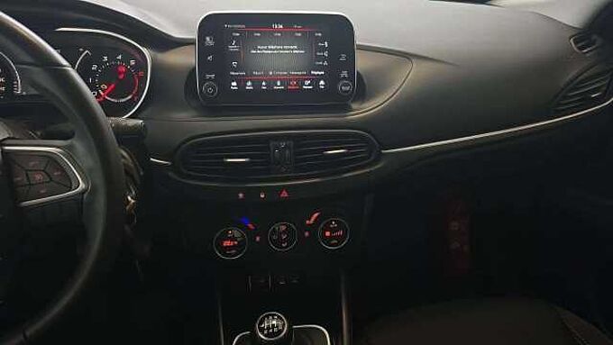 Fiat Tipo Tipo 1.4i Lounge