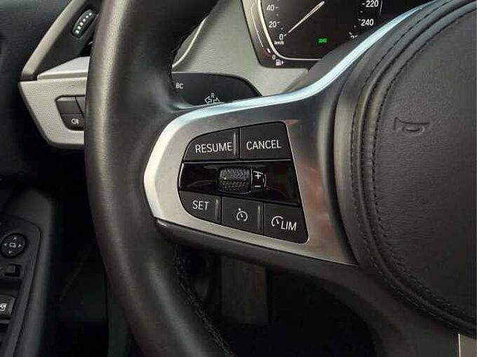 BMW 218 Gran Coup&eacute; 218i * Apple CarPlay *