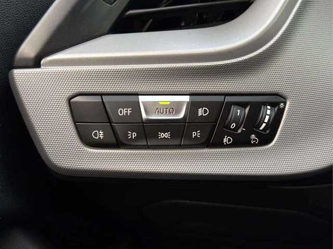 BMW 218 Gran Coup&eacute; 218i * Apple CarPlay *