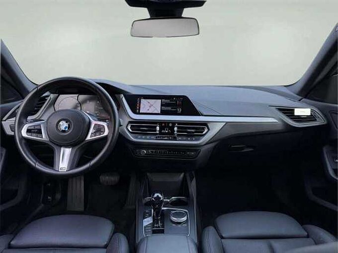 BMW 218 Gran Coup&eacute; 218i * Apple CarPlay *