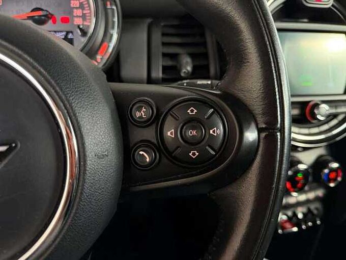 MINI One Mini 1.5 One * Si&egrave;ges chauffants * Navigation *