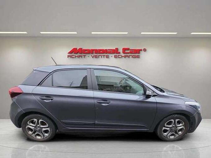 Hyundai i20 i20 1.2i * Techno Pack + * Caméra arrière *