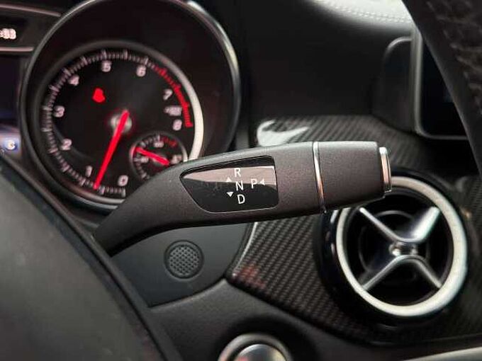 Mercedes-Benz CLA 180 CLA 180 * AMG-Line * Caméra arrière *