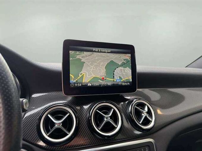 Mercedes-Benz CLA 180 CLA 180 * AMG-Line * Caméra arrière *
