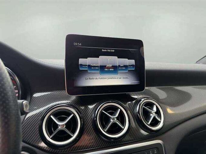 Mercedes-Benz CLA 180 CLA 180 * AMG-Line * Caméra arrière *