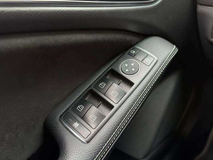 Mercedes-Benz CLA 180 CLA 180 * AMG-Line * Caméra arrière *