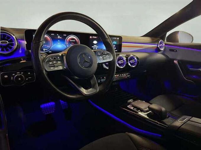 Mercedes-Benz CLA 180 CLA 180 d * Launch edition * VENDU *
