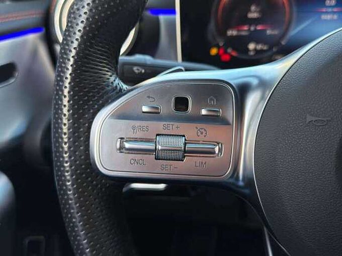 Mercedes-Benz CLA 180 CLA 180 d * Launch edition * VENDU *