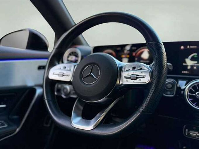 Mercedes-Benz CLA 180 CLA 180 d * Launch edition * VENDU *