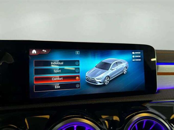 Mercedes-Benz CLA 180 CLA 180 d * Launch edition * VENDU *