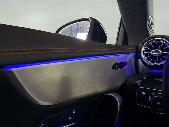Mercedes-Benz CLA 180 CLA 180 d * Launch edition * VENDU *