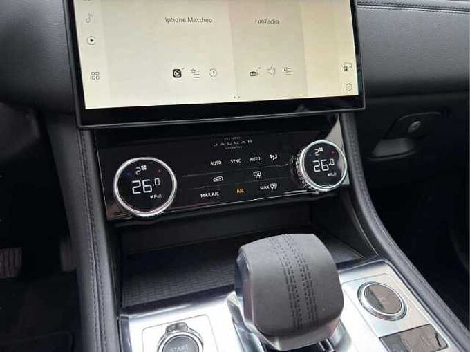 Jaguar F-Pace F-Pace 2.0 T AWD P250 *Appel CarPlay * Cam&eacute;ra 360*