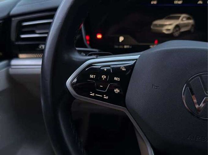 Volkswagen Touareg Touareg 3.0 TDi V6 SCR 4Mo R-Line