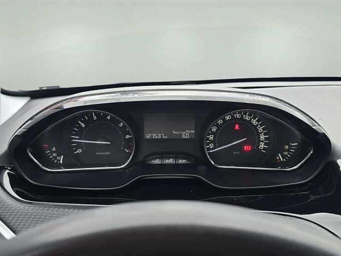 Peugeot 2008 2008 1.2i PureTech Access