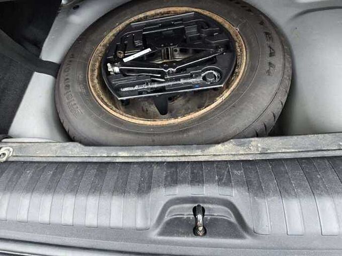 Peugeot 2008 2008 1.2i PureTech Access