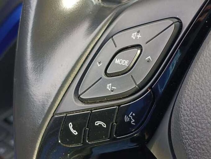 Toyota C-HR 1.2 Turbo 2WD C-Ult CVT * Garantie * GPS * CLIM *