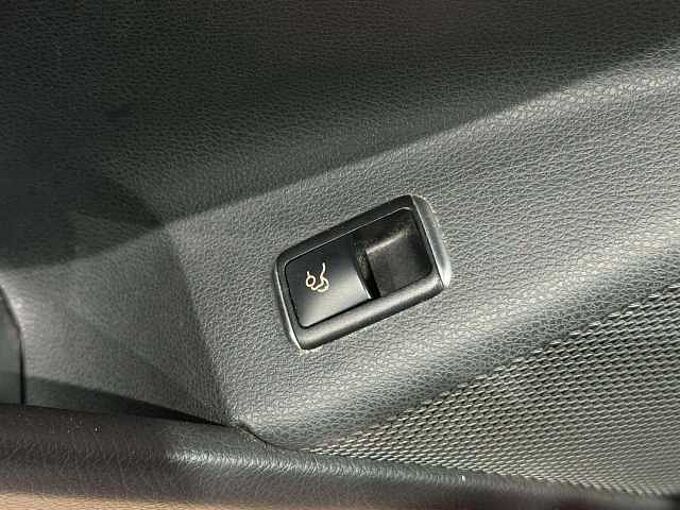 Mercedes-Benz CLA 180 CLA 180 * camera * GPS * Bluetooth *