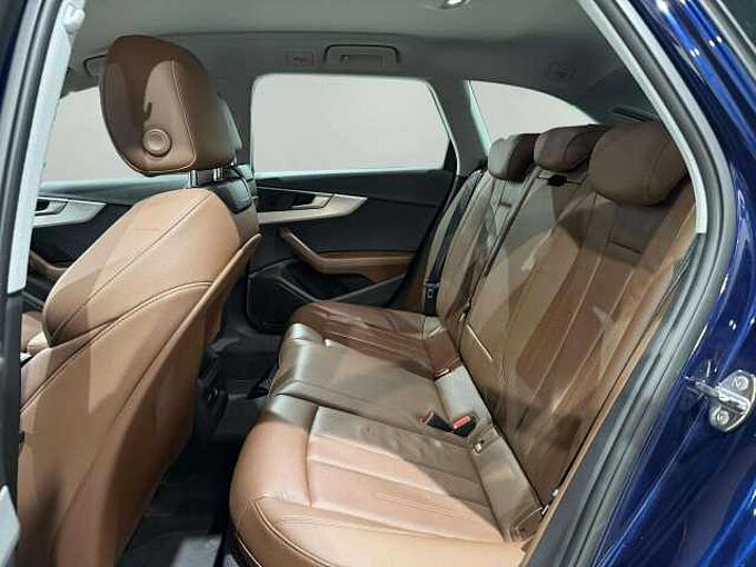 Audi A4 A4 Avant TDI *CARPLAY * GPS * CAMERA *