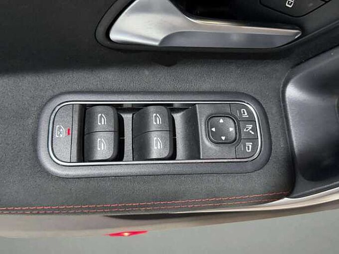 Mercedes-Benz CLA 180 CLA 180 Business Solution *camera * GPS * Carplay*