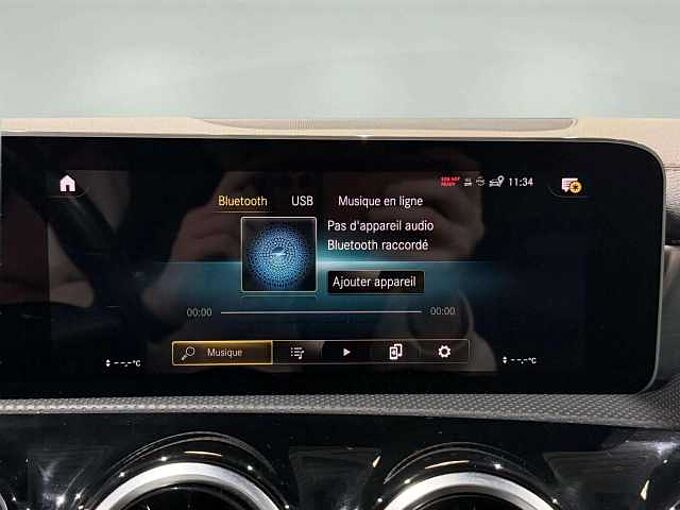 Mercedes-Benz CLA 180 CLA 180 Business Solution *camera * GPS * Carplay*