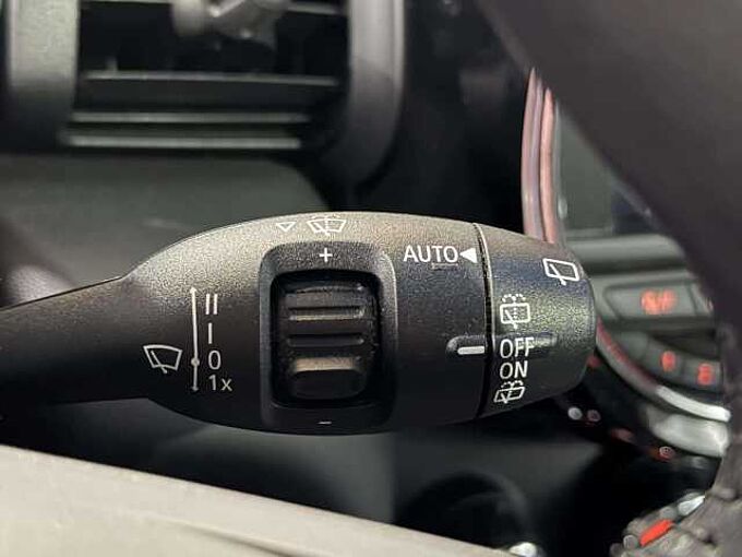 MINI Cooper Mini 1.5 Cooper * GPS * BLUETOOTH * toit pano *