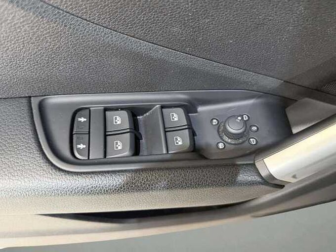 Audi Q2 Q2 30 TFSI Design S tronic (EU6d-TEMP)