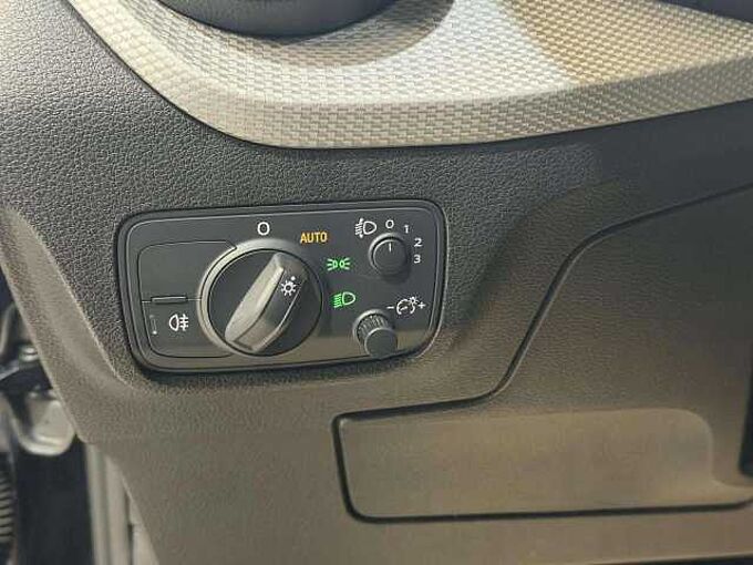 Audi Q2 Q2 30 TFSI Design S tronic (EU6d-TEMP)