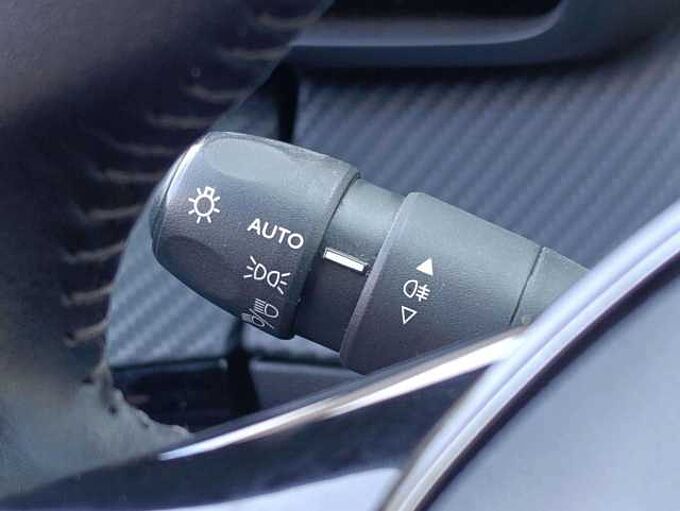 Peugeot 2008 1.5 BlueHDi Active *Garantie *GPS * CLIM *CARPLAY*