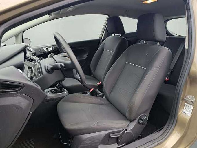 Ford Fiesta 1.0iTrend *Garantie * Radio/CD * 1er proprietaire*